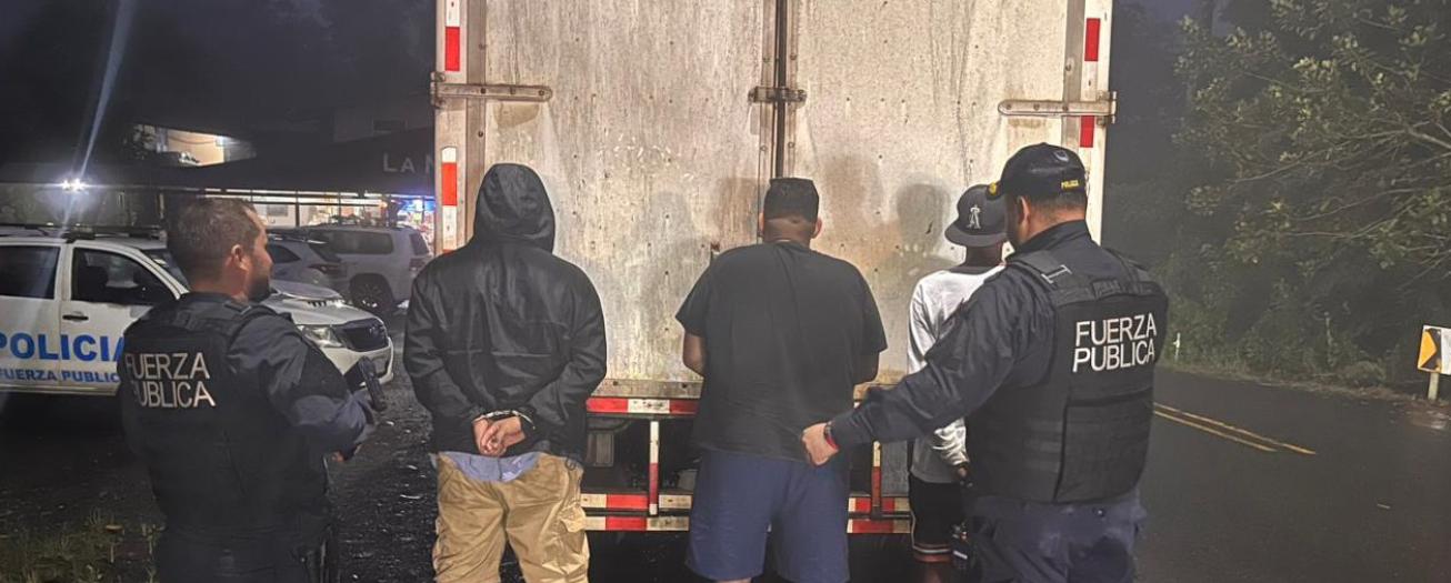 Fuerza Pública decomisa dos cargamentos de cianuro en Los Chiles y San Ramón