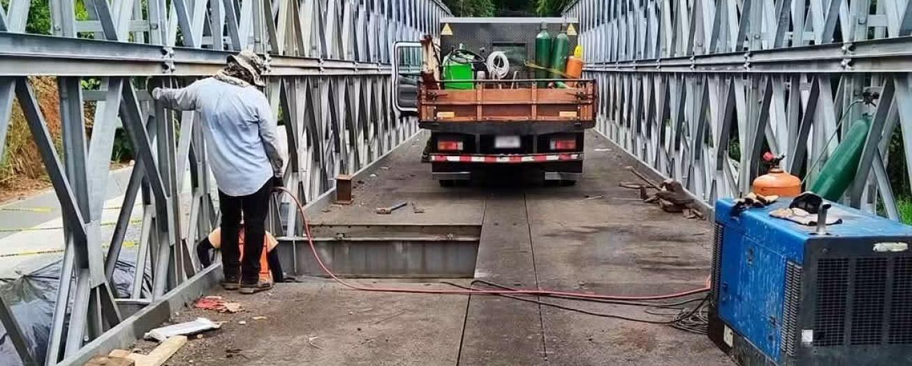 Avanzan trabajos en puente modular de Cambronero