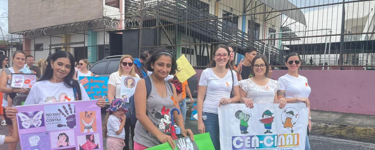 Con marcha, Sarchí conmemora Día Internacional de la Eliminación de la Violencia Contra la Mujer