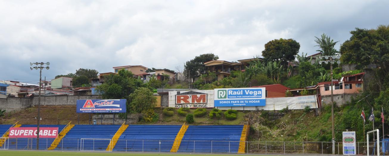 Concejo Municipal declara emergencia situación eléctrica del estadio Allen Rigioni