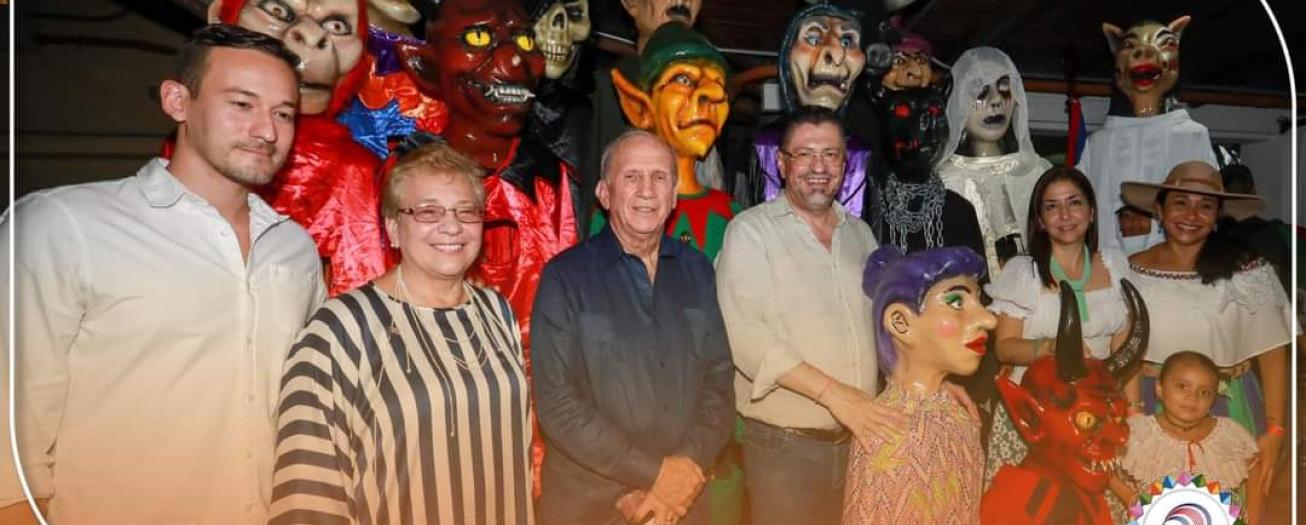 País cuenta con nuevo símbolo nacional: Las Mascaradas