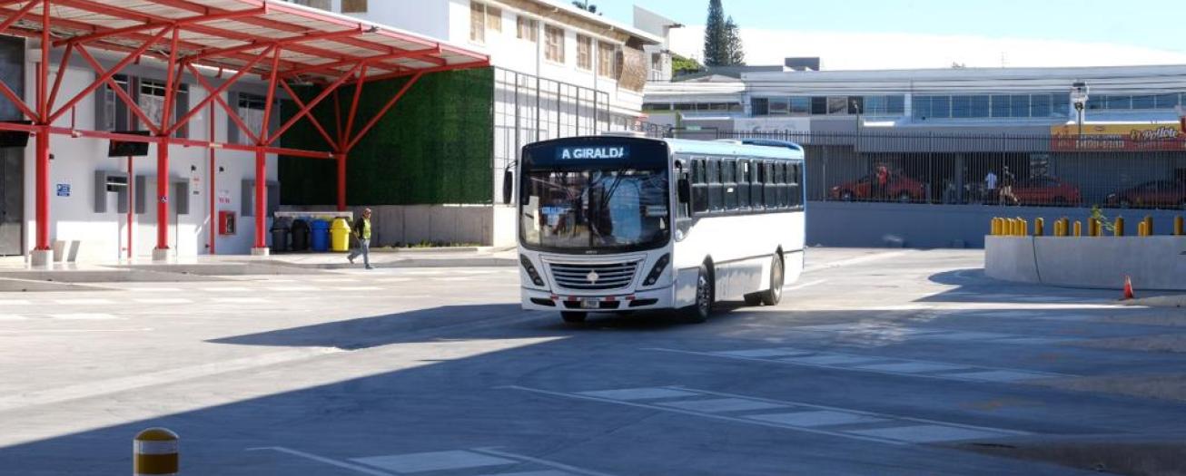 Terminal Fecosa inicia operaciones