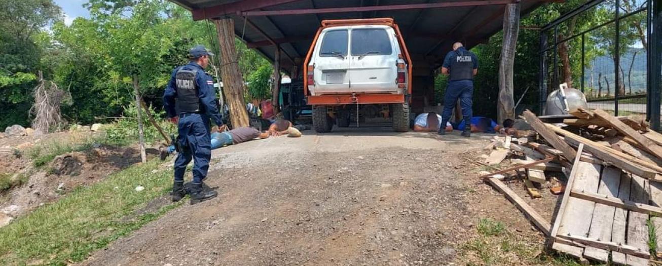 Fuerza Pública recuperó contenedor robado y detuvo a seis personas en Alajuela 