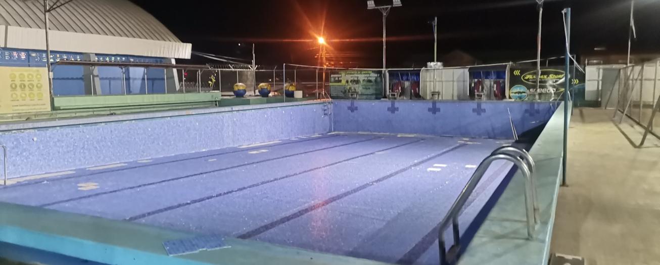 Sector de piscinas del Polideportivo reabrirá al público en marzo 