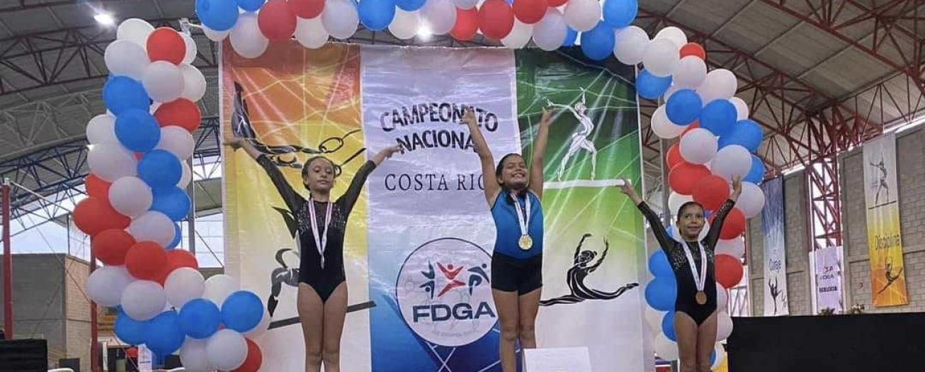 Griega gana medalla de plata en Campeonato Nacional de Gimnasia