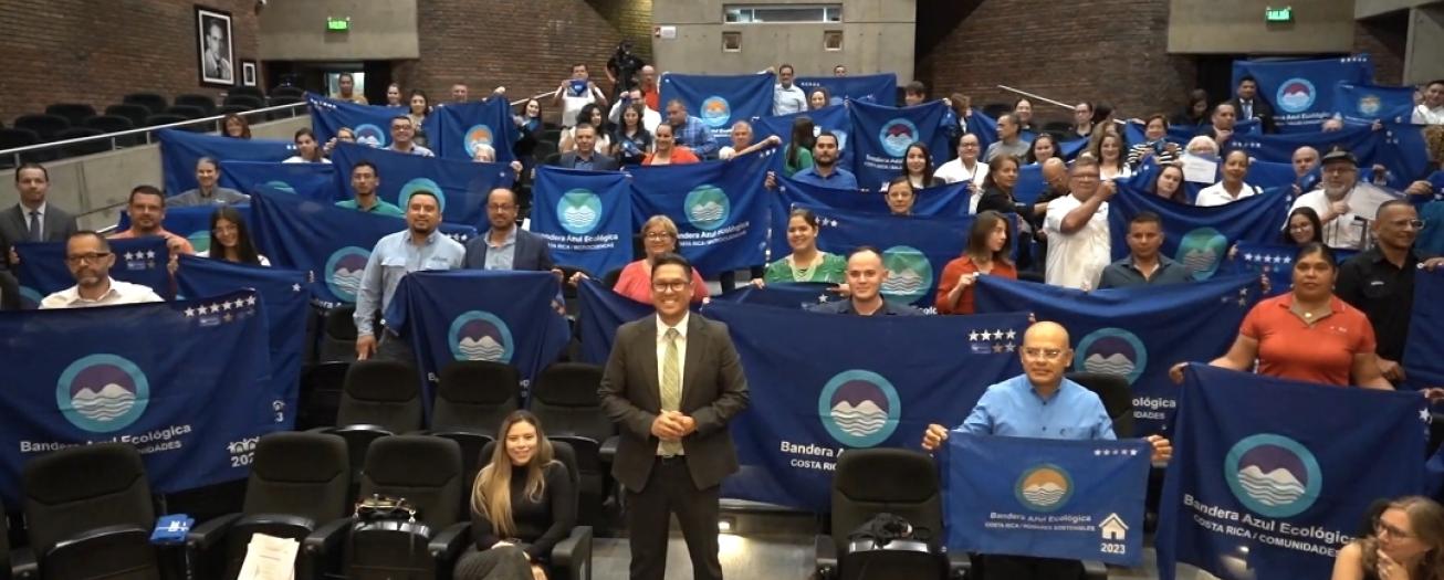 País celebra 28 años del Programa Bandera Azul Ecológica con la entrega de más de 3 200 galardones  