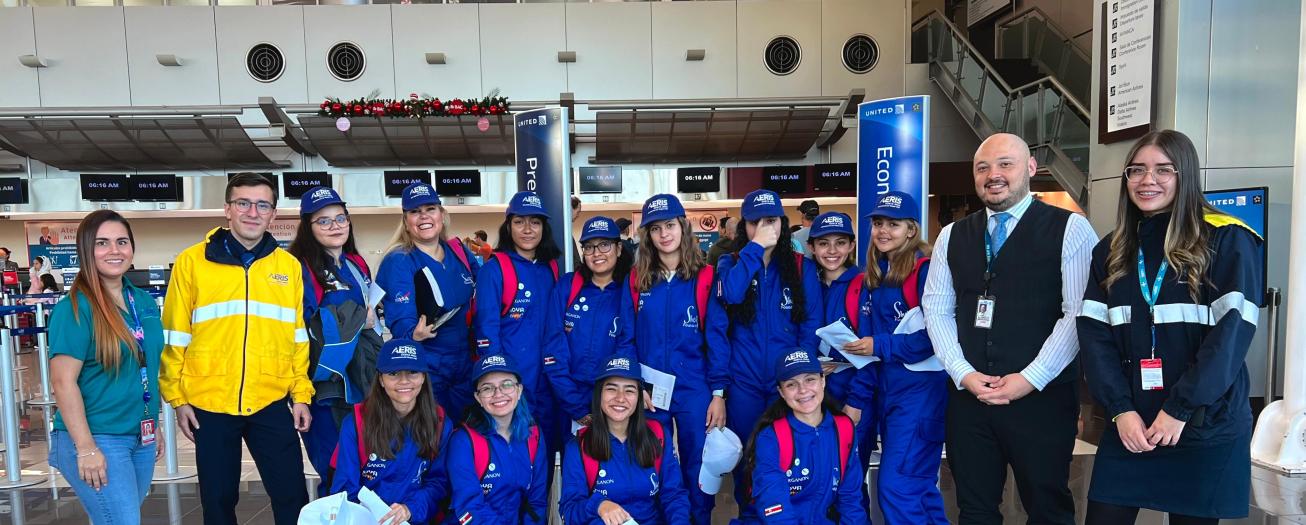 Ella Es Astronauta enciende motores para llevar a 10 niñas ticas a la NASA