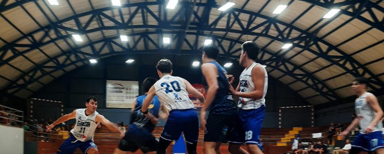 Grecia recibe paliza y segunda derrota en casa