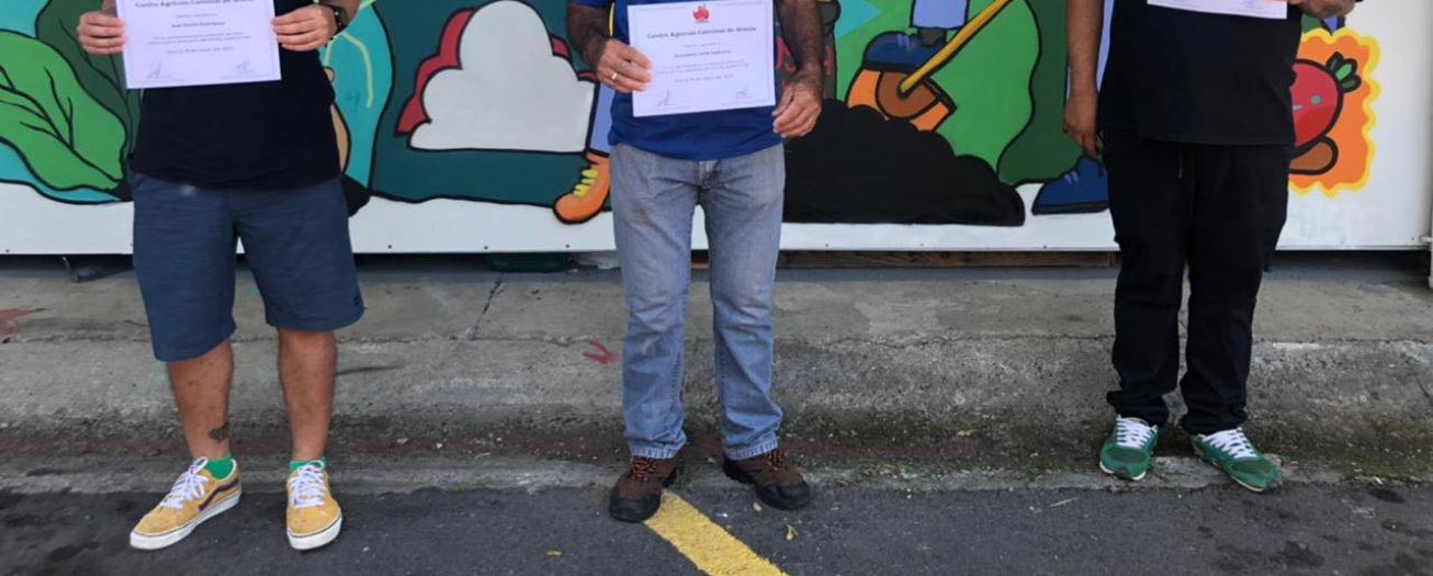 Concurso “Murales” dejó tres ganadores y embelleció la Feria del Agricultor