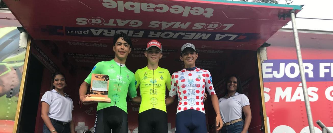 Kendall Vásquez sigue líder de montaña en la Vuelta de la Juventud