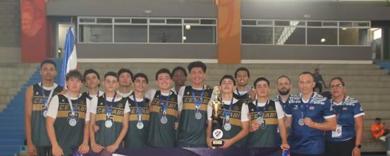 CENABI SE QUEDA CON LA PLATA EN EL BALONCESTO MASCULINO