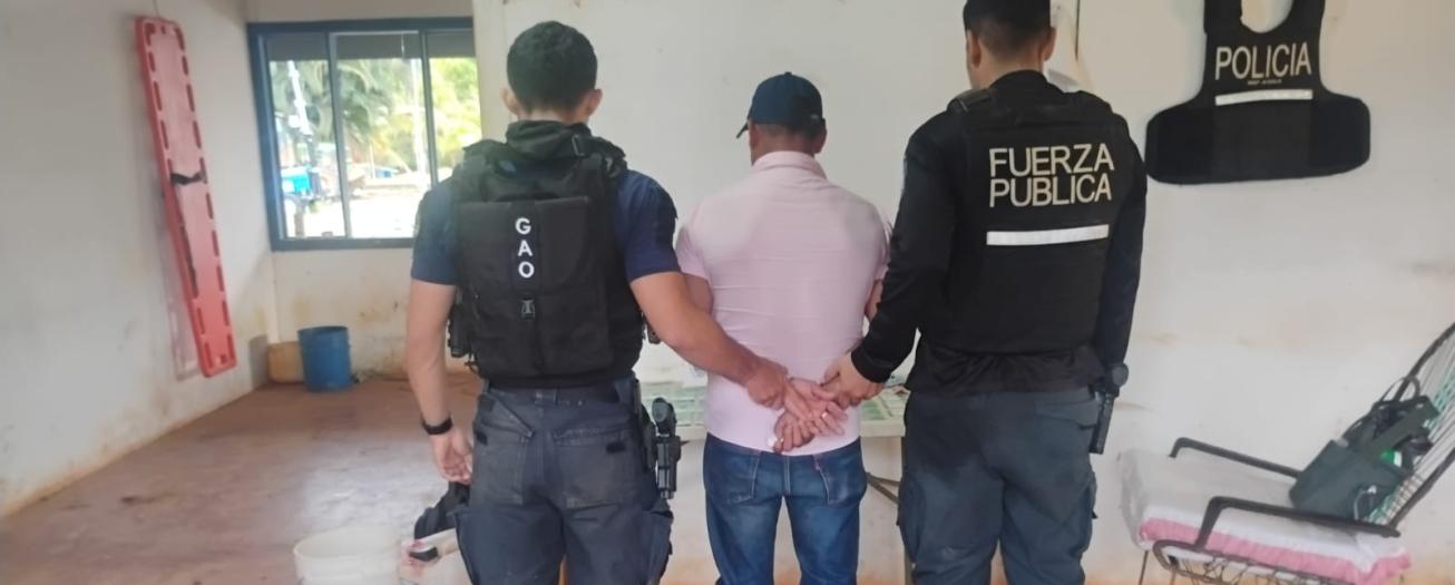 Fuerza Pública decomisa gran cantidad de dinero de dudosa procedencia durante control vehicular en Crucitas