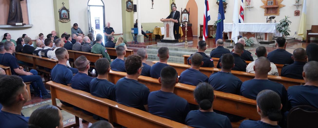 201 costarricenses se capacitarán para ser policías