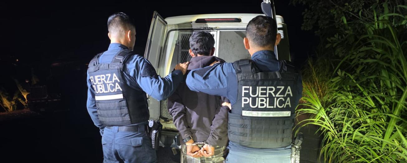 Acciones policiales en Alajuela derivan en condena por transporte de droga y medidas cautelares en caso de robo de tráiler
