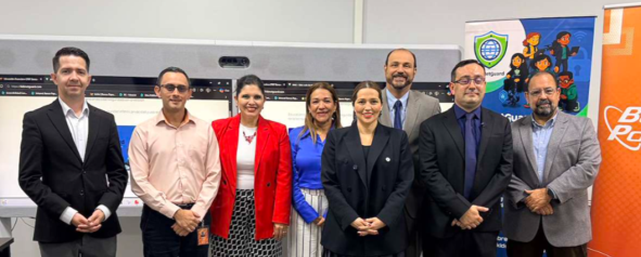 Banco Popular acerca a las familias nuevas herramientas para proteger a niños y jóvenes en el mundo digital
