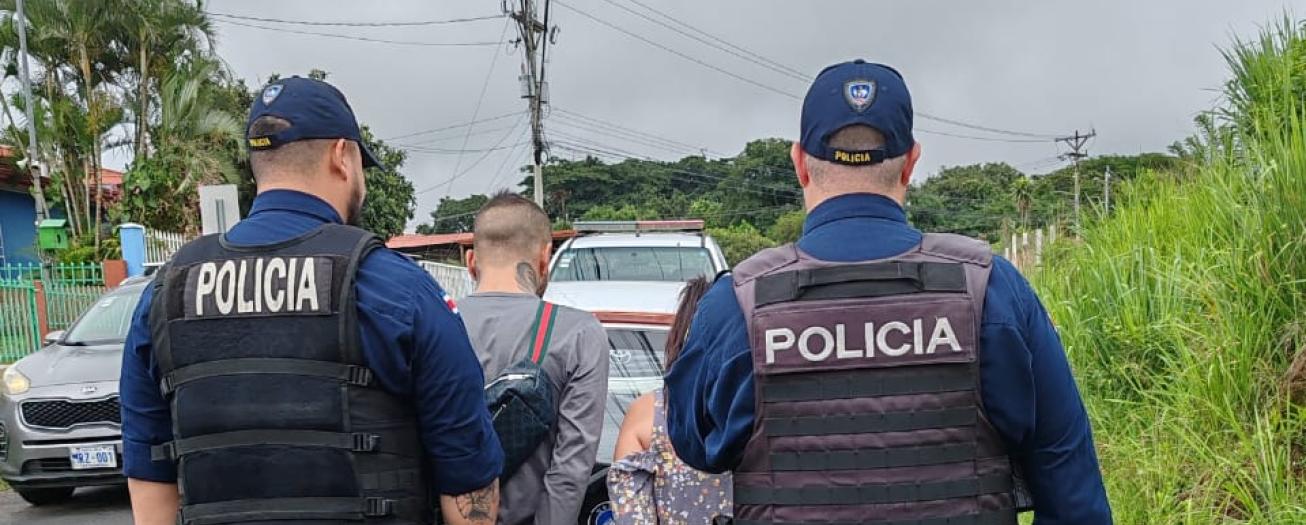 Fuerza Pública detiene a pareja por robo en supermercado en Grecia