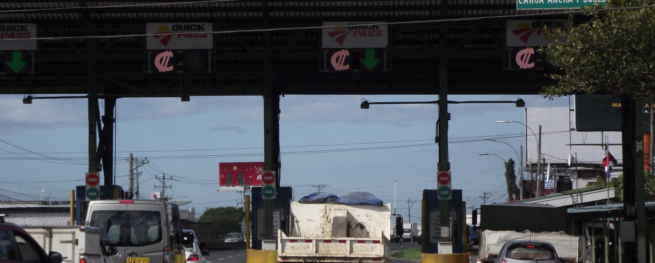 Lunes iniciará demolición de las casetas de  peaje en la carretera General Cañas 