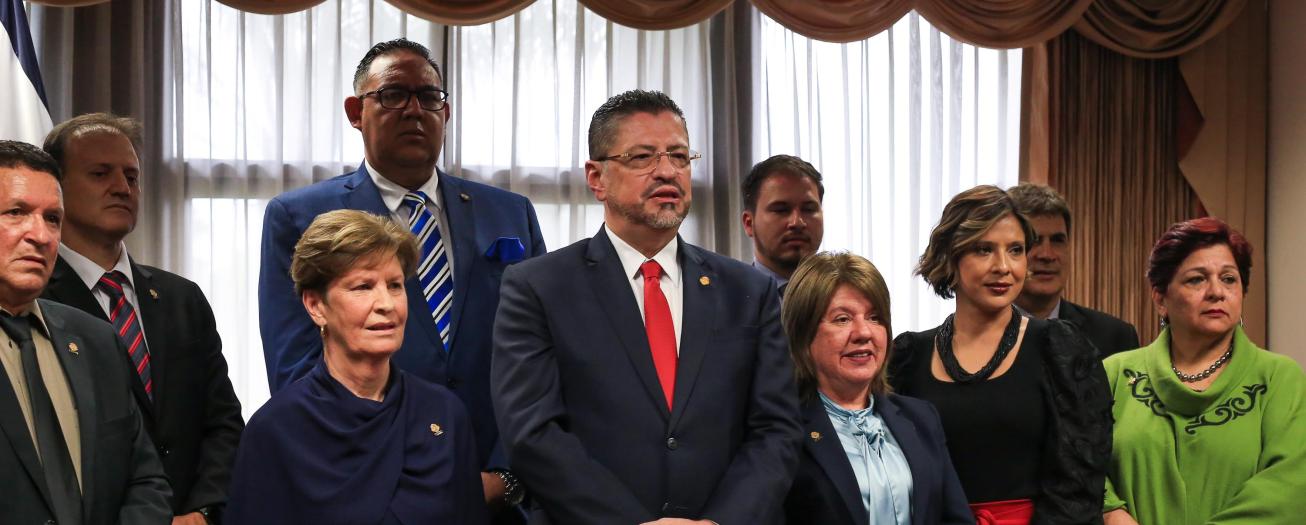 Gobierno decidido a concluir carretera a San Carlos 