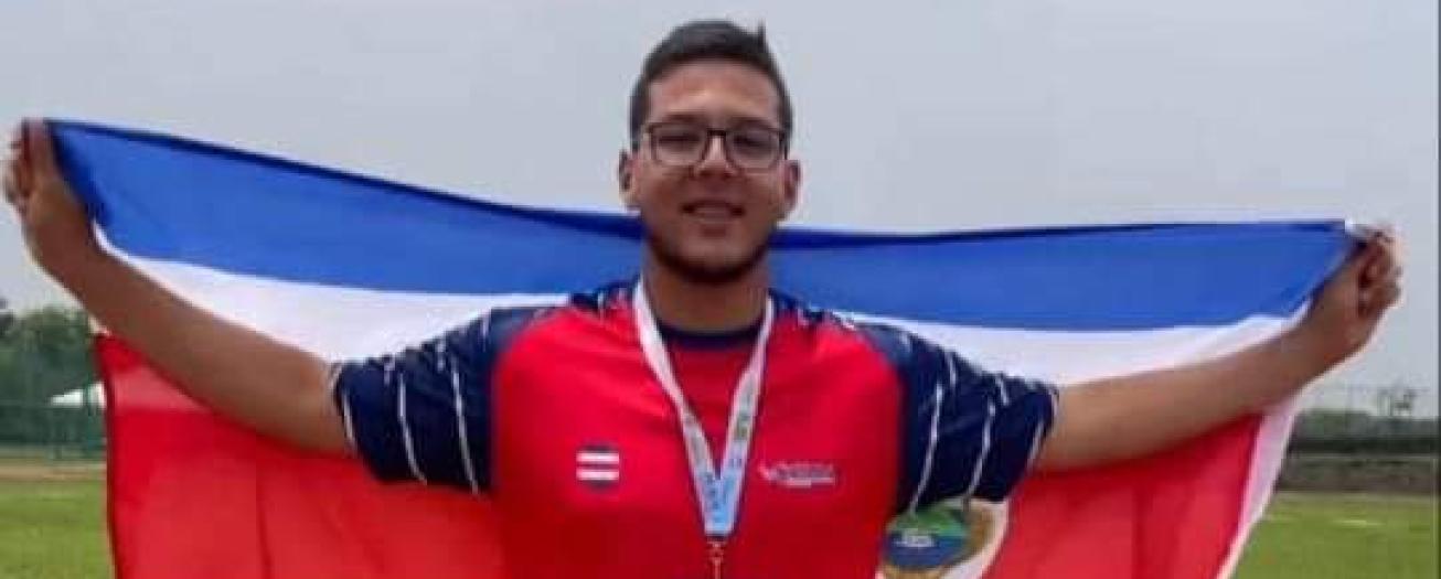Jeims Molina logra campeonato Centroaméricano en impulsión de bala 