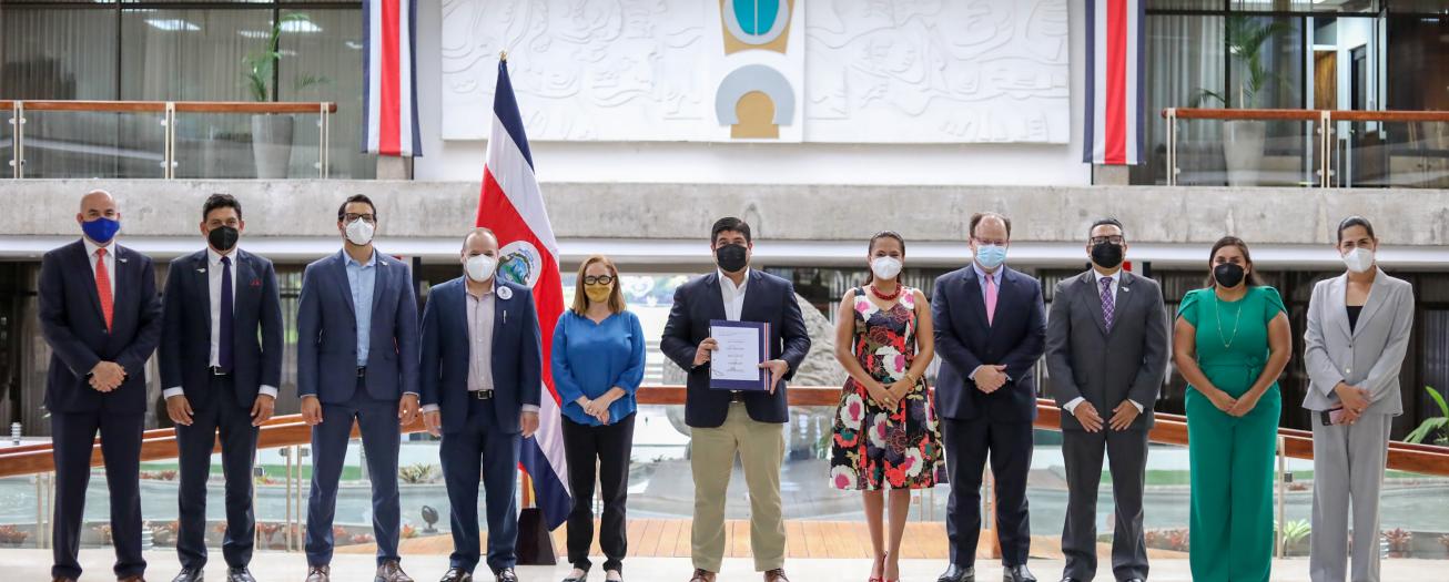 Nueva ley fortalecerá competitividad territorial para atraer inversión fuera de la Gran Área Metropolitana 