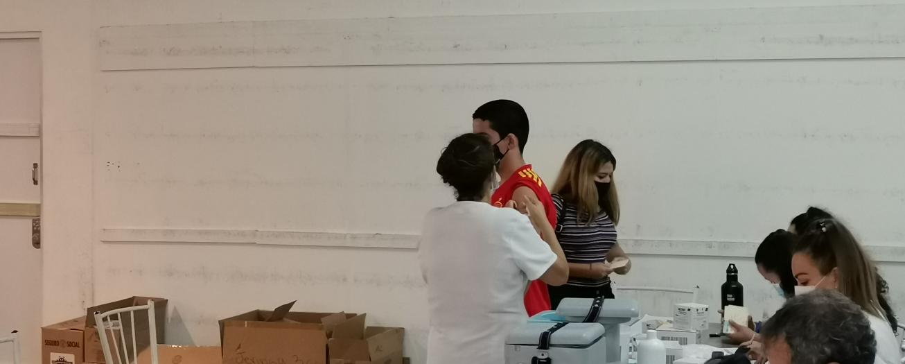 Se abre vacunación covid-19 para menores entre 12 y 17 años a partir del 25 de octubre*