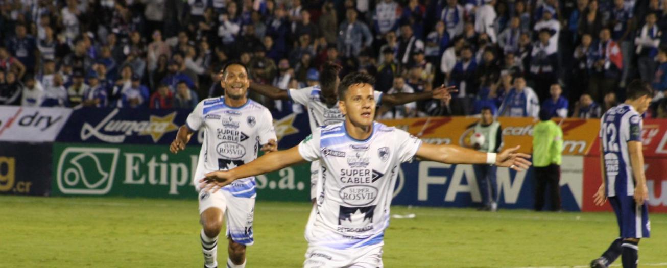 Grecia da la sorpresa al vencer al campeón nacional en su casa