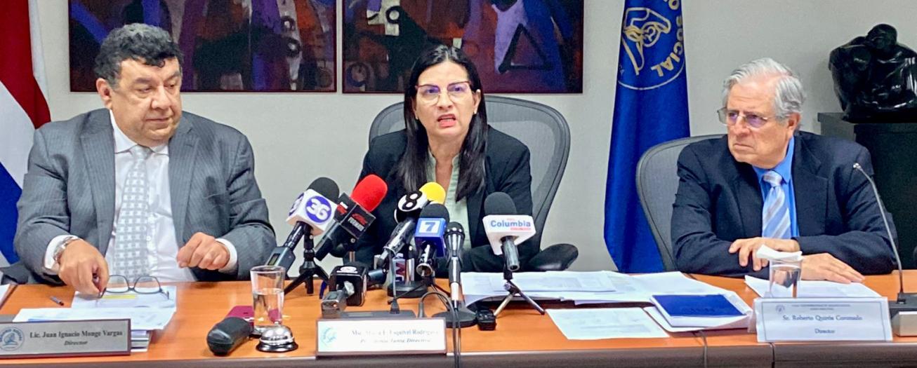 Caja define avance de otros 62 proyectos constructivos, de equipamiento y mantenimiento 