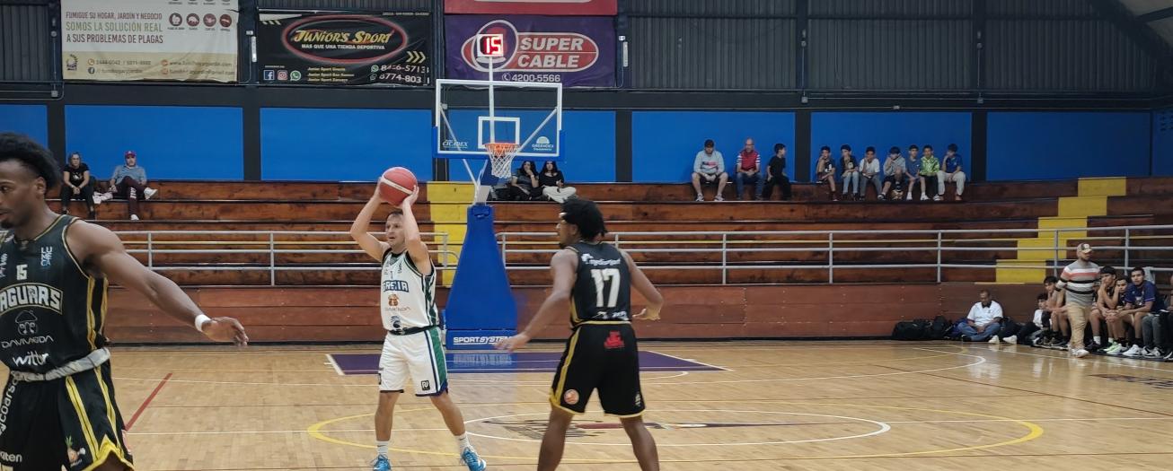 Grecia vence a Santa Ana y empata la serie