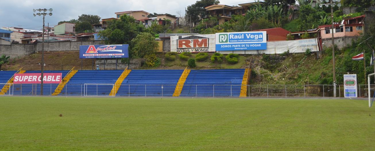 Nueva iluminación del estadio Allen Rigioni en jaque por naciente