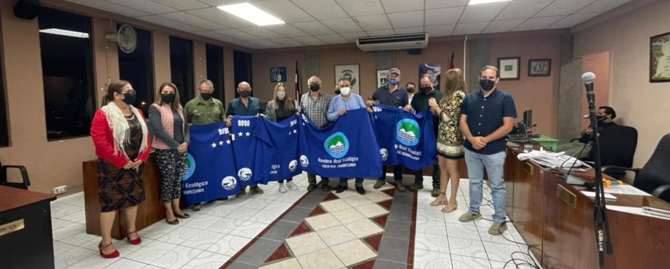 Cinco fincas cafetaleras del cantón de Poás obtienen el Galardón Bandera Azul Ecológica