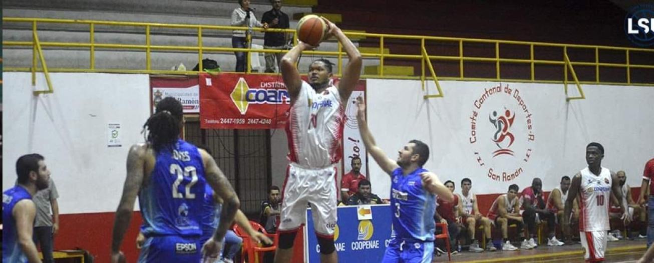 San Ramón vuelve aplastar a Grecia en el inicio de los playoffs