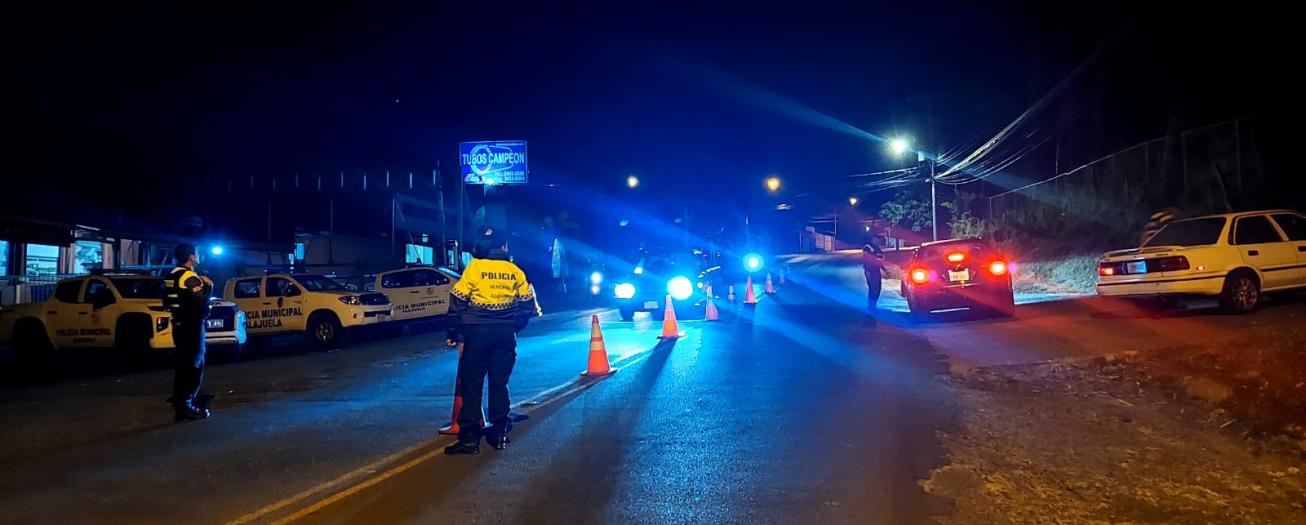 Fuerte operativo policial en Alajuela